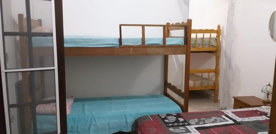 Hostel Praia Martin De Sa Карагуататуба Екстериор снимка